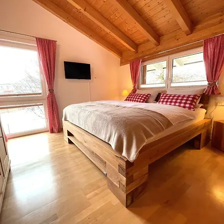 Haus Leni *