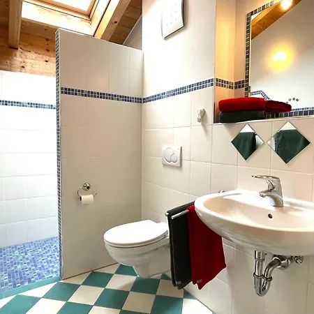 Holiday home Haus Leni *